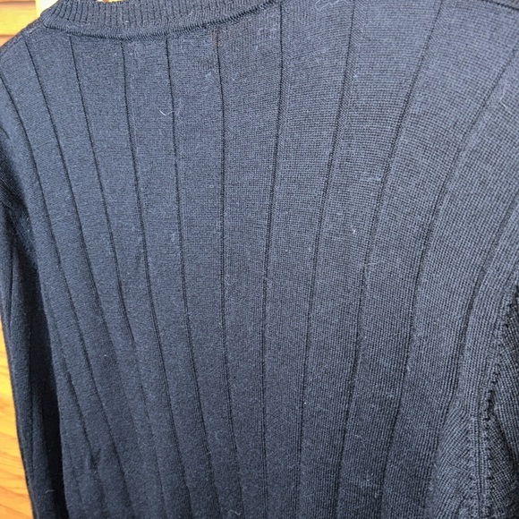 Bachrach 100% Merino Wool Black Crewneck Sweater – Made in Italy (L) - Picture 8 of 11